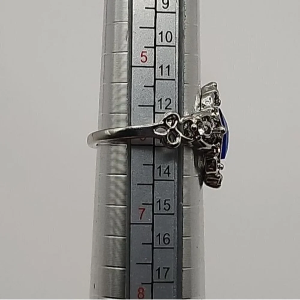 2/$15 Vintage-Inspired‎ Blue Crystal Filigree Ring Size 6
